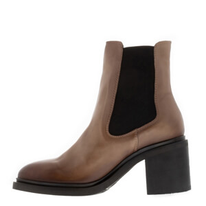 Carl Scarpa Morone Taupe Leather Chelsea Boots